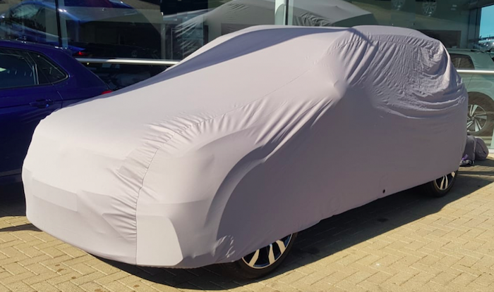 Stretch Fit Outdoor Car Cover for the Nissan Qashqai 